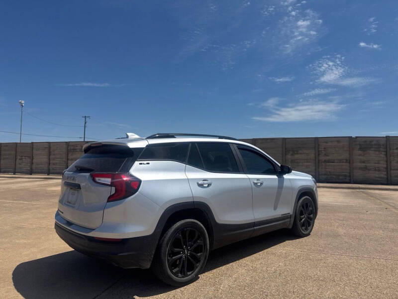 2022 GMC Terrain SLE