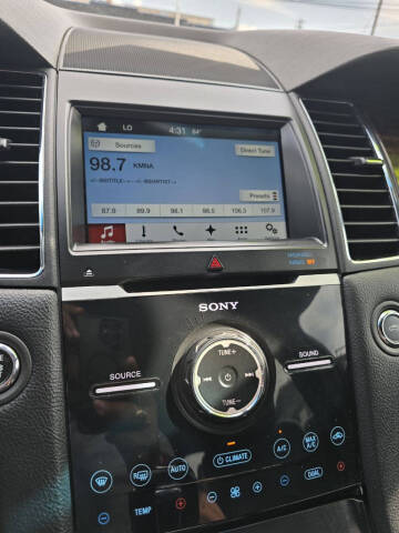 2016 Ford Taurus Limited