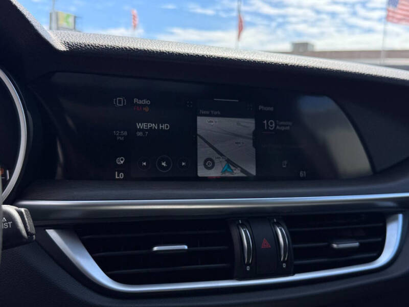 2022 Alfa Romeo Stelvio Ti