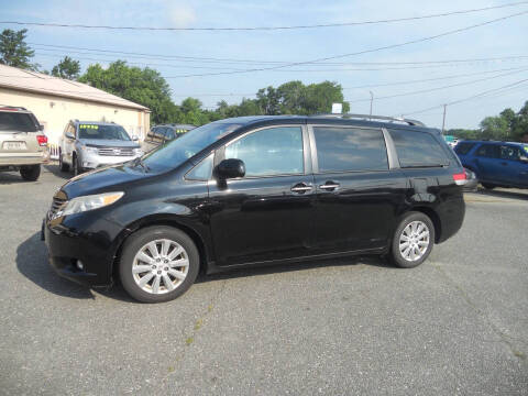 2012 Toyota Sienna XLE 7-Passenger