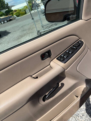 2005 GMC Yukon Fleet