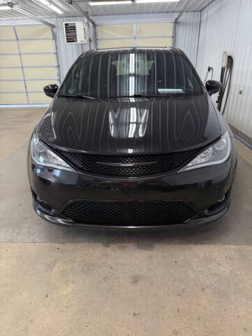 2019 Chrysler Pacifica Touring Plus