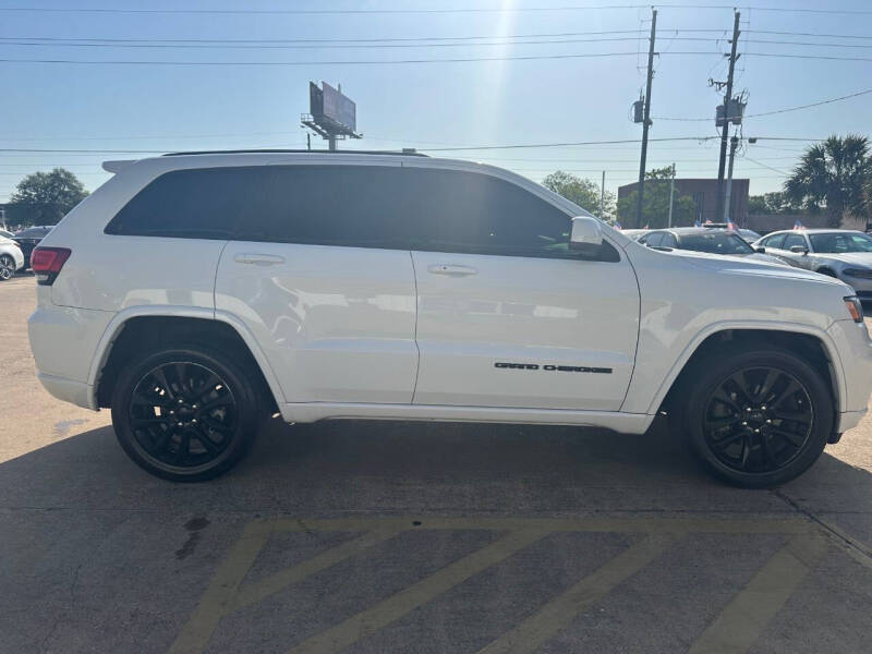 2018 Jeep Grand Cherokee Laredo