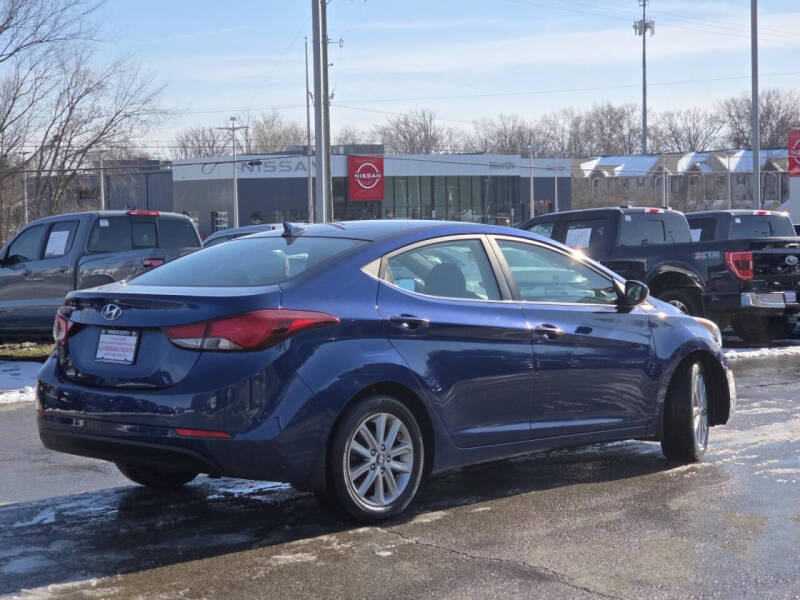 2015 Hyundai Elantra SE