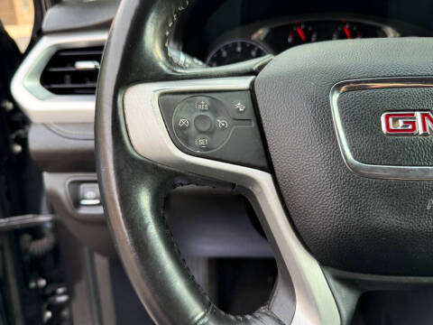 2017 GMC Acadia SLT-2