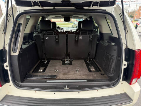 2011 Cadillac Escalade Premium