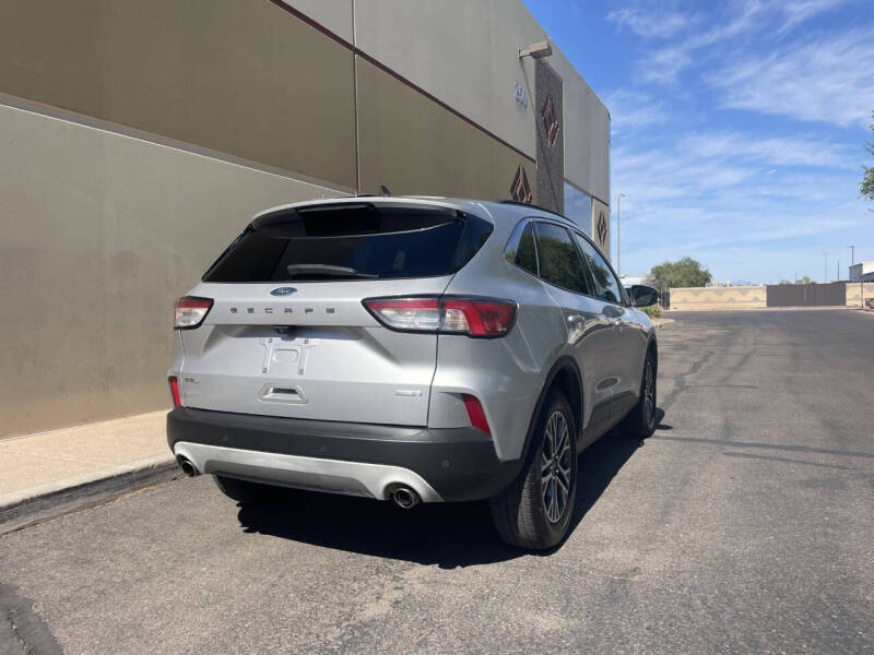 2020 Ford Escape SEL