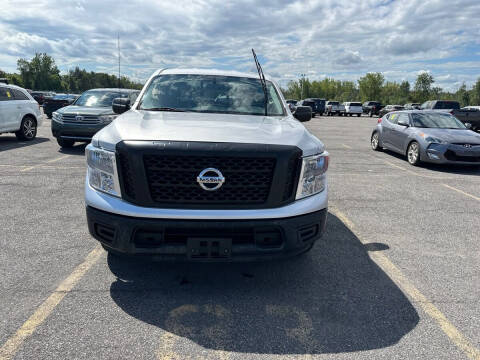 2017 Nissan Titan SV