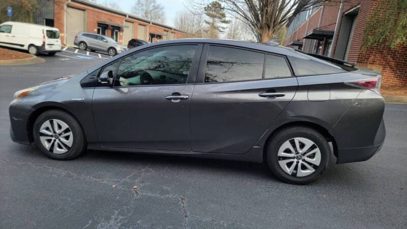 2016 Toyota Prius Three