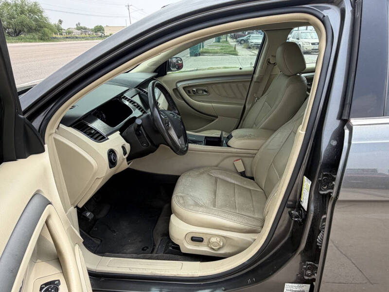 2015 Ford Taurus SEL