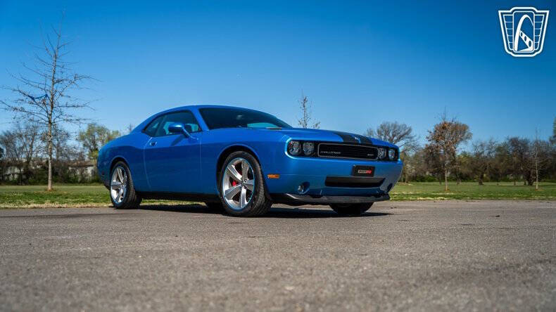 2010 Dodge Challenger SRT8