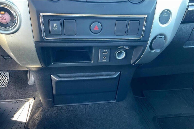 2018 Nissan Titan SV