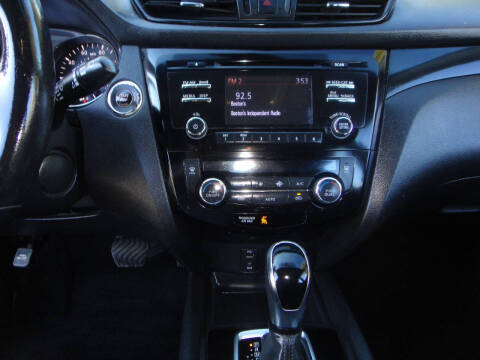 2018 Nissan Rogue Sport SV