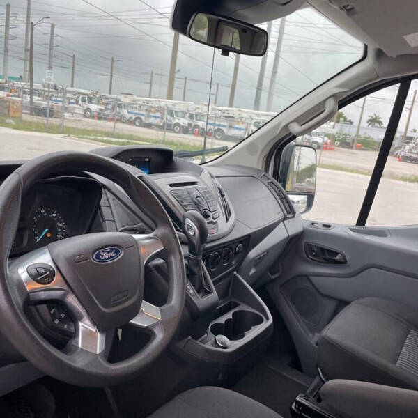 2019 Ford Transit
