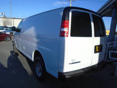 2018 Chevrolet Express 2500