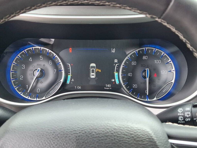 2023 Chrysler Pacifica Touring L