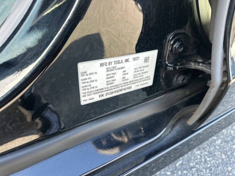 2021 Tesla Model S Plaid