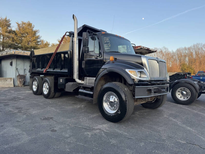 2005 International WorkStar 7600 for sale at Pat's Truck Sales in Kingston NH