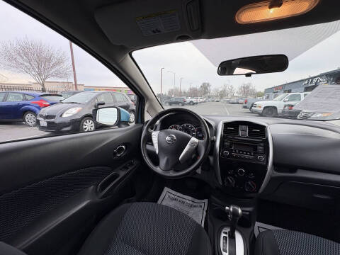 2015 Nissan Versa Note SV