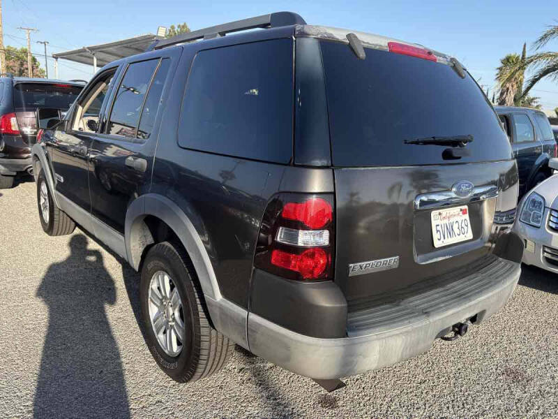 2006 Ford Explorer XLT