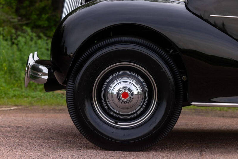 1939 Packard 120