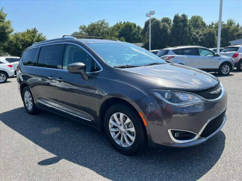 2019 Chrysler Pacifica for sale at ANYONERIDES.COM in Kingsville MD