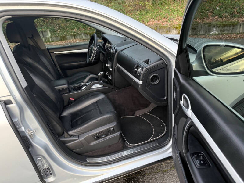 2005 Porsche Cayenne S