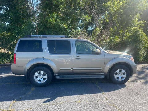 2005 Nissan Pathfinder SE