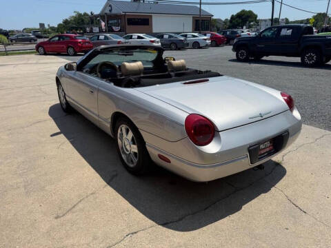 2005 Ford Thunderbird Deluxe