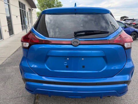 2021 Nissan Kicks S
