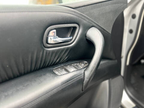 2021 Nissan Armada SV