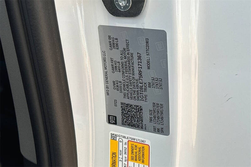 2024 GMC Sierra 2500HD Pro