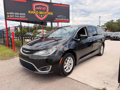 2020 Chrysler Pacifica Touring