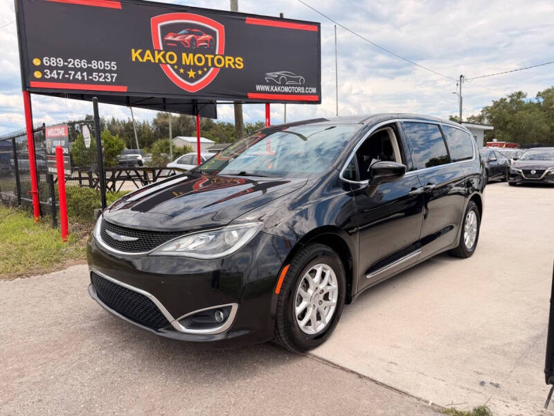 2020 Chrysler Pacifica Touring