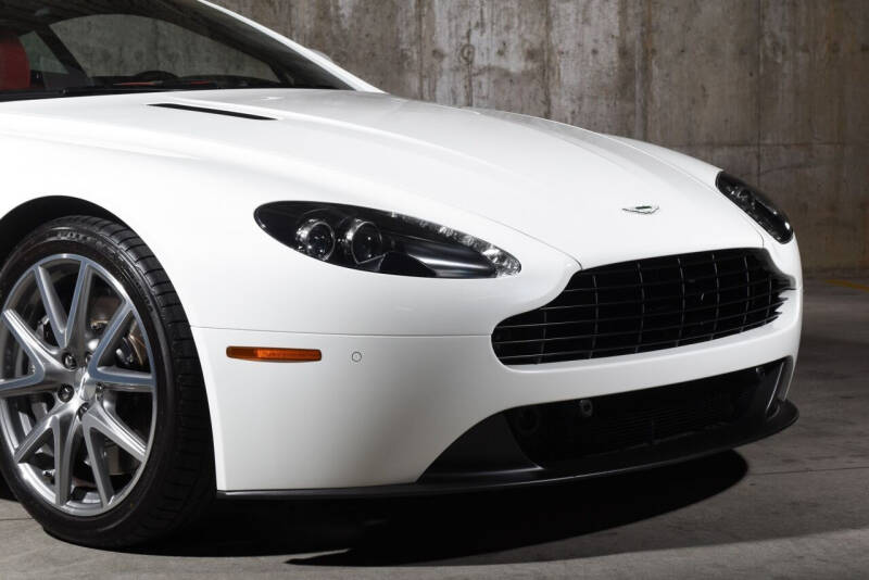 2013 Aston Martin V8 Vantage