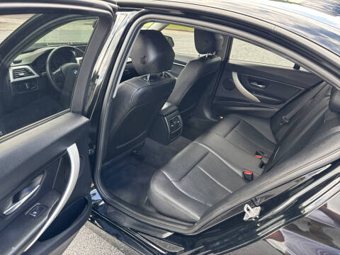 2016 BMW 3 Series 320i