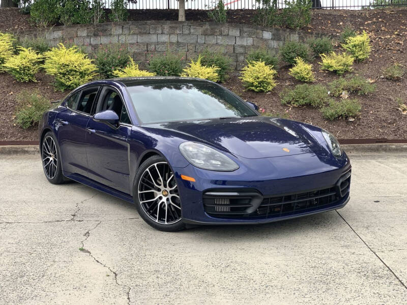 2022 Porsche Panamera Platinum Edition