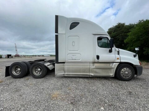 2014 Freightliner Cascadia Evo T/A Sleeper