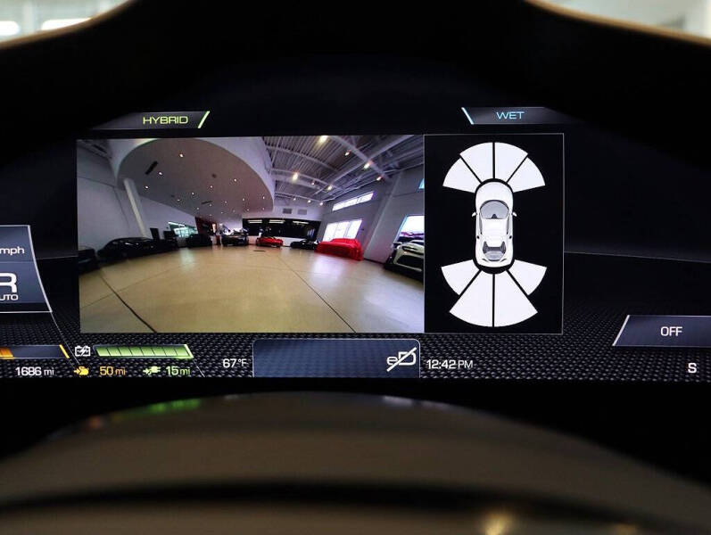 2024 Ferrari 296 GTS