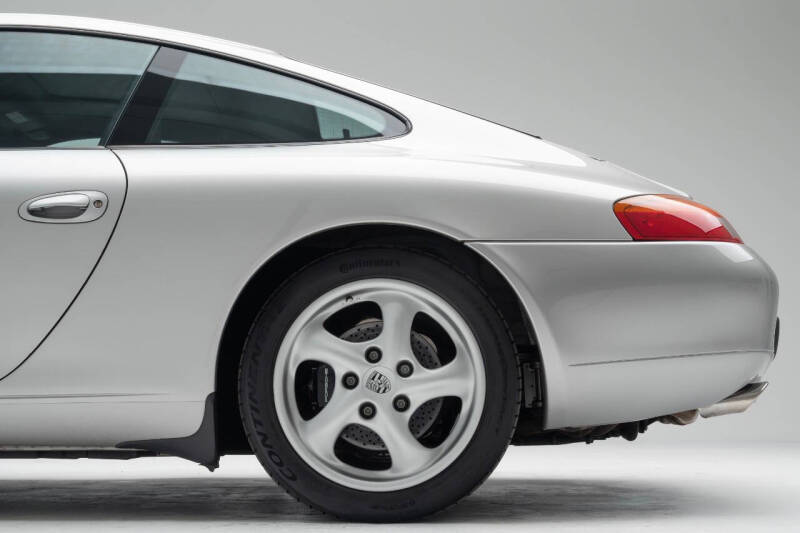 1999 Porsche 911 Carrera