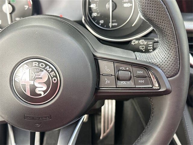 2023 Alfa Romeo Stelvio Veloce