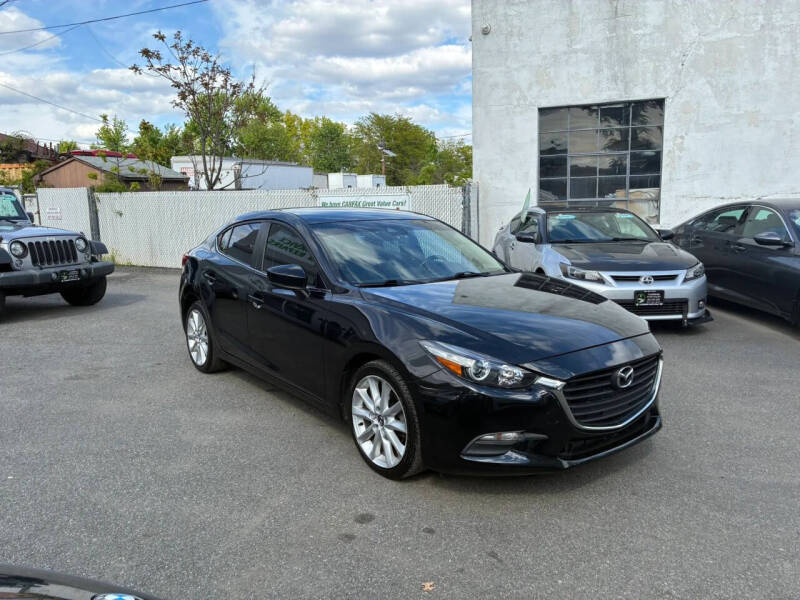 2017 Mazda MAZDA3 Touring