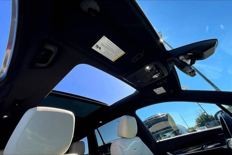 2023 Cadillac XT6 Sport