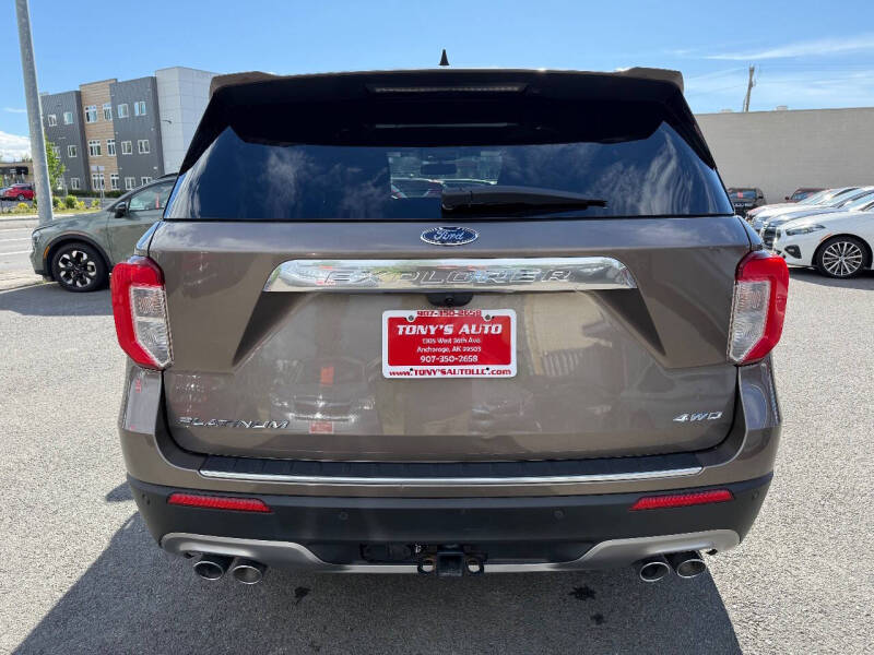 2021 Ford Explorer Platinum