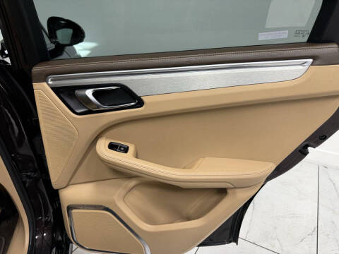 2017 Porsche Macan GTS