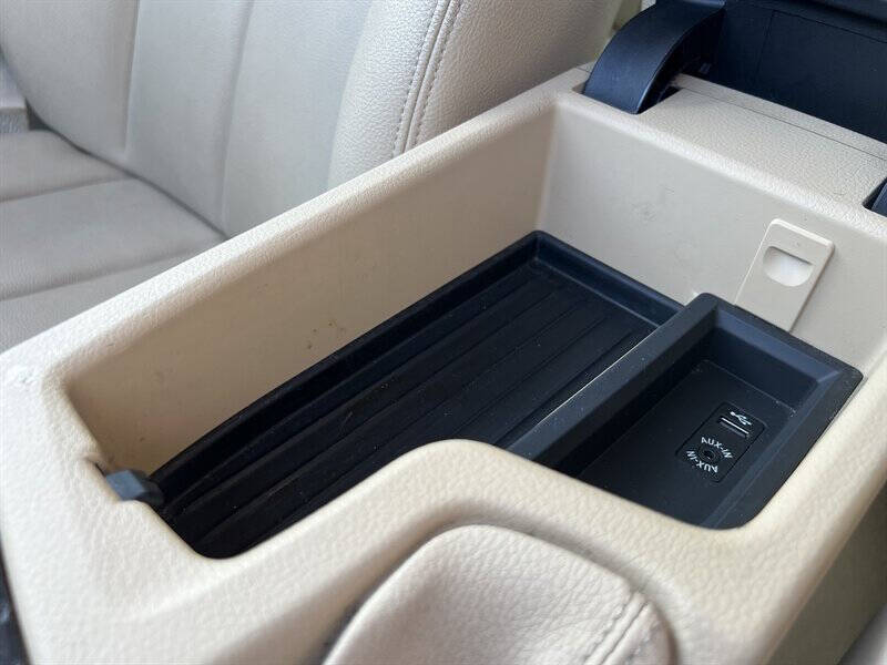 2014 BMW 3 Series 320i