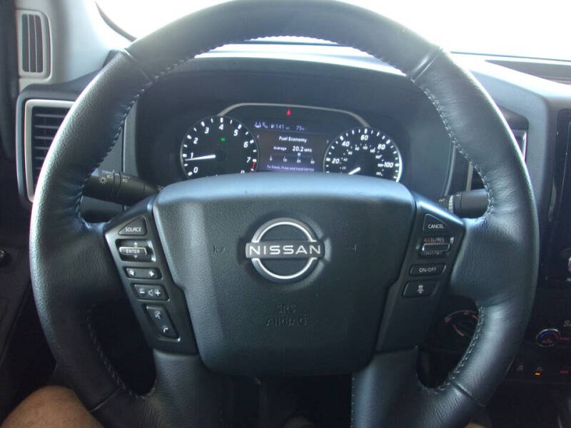 2024 Nissan Frontier SV