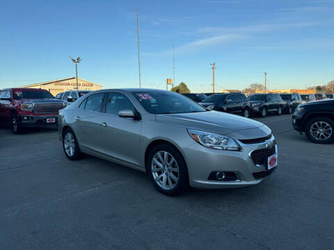 2015 Chevrolet Malibu for sale at UNITED AUTO INC in South Sioux City NE