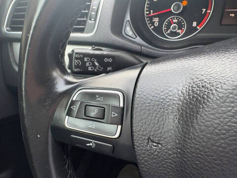 2015 Volkswagen Passat 1.8T Limited Edition