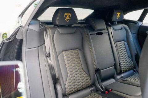 2022 Lamborghini Urus